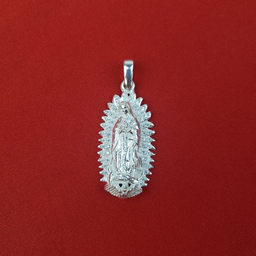 925 sterling silver men's virgin‎ Mary pendant with zircon